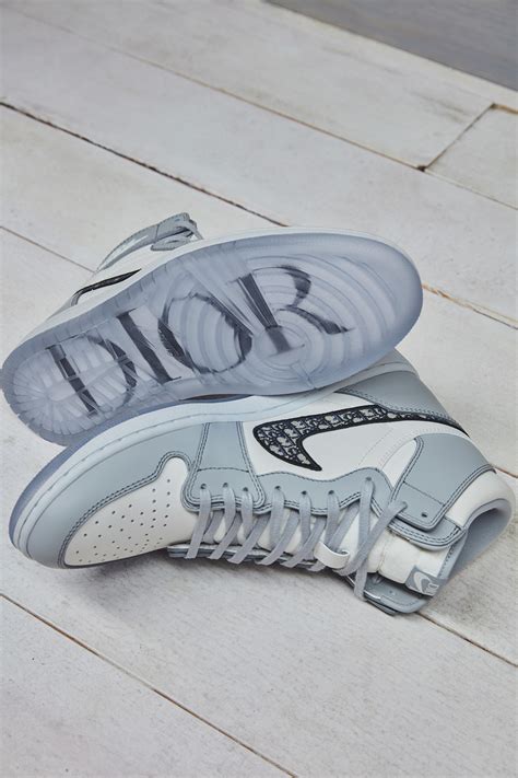 zapatos nike dior|shoes dior happy.